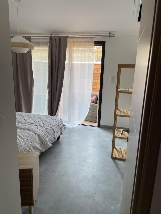 Trio Marin Meze Apartment ภายนอก รูปภาพ